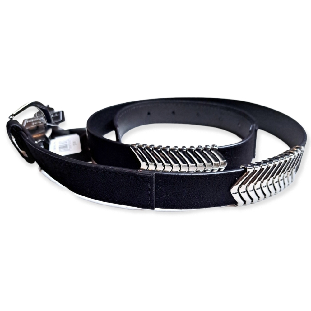 Kendal And Kylie Vegan Leather chevron adjustable belt black and silver.
